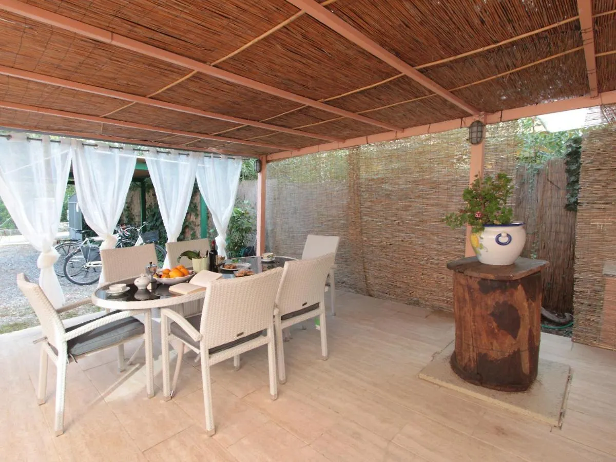Locazione Turistica La Lupa Villa Forte dei Marmi