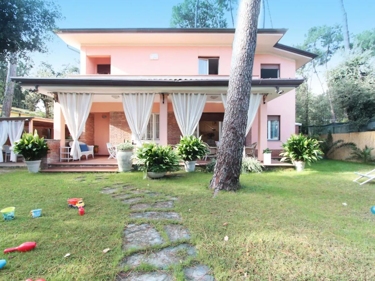 Locazione Turistica La Lupa Villa Forte dei Marmi 0*,