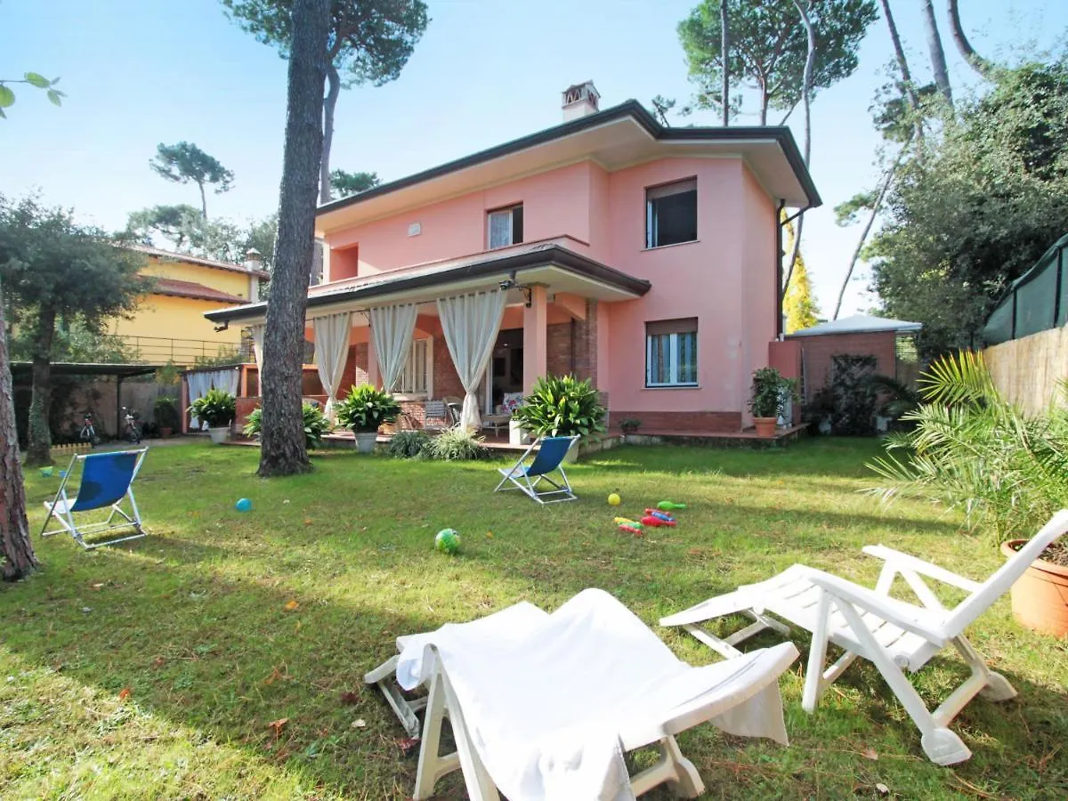 Locazione Turistica La Lupa Villa Forte dei Marmi