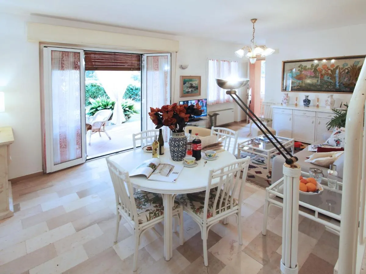 Locazione Turistica La Lupa Villa Forte dei Marmi 0*,